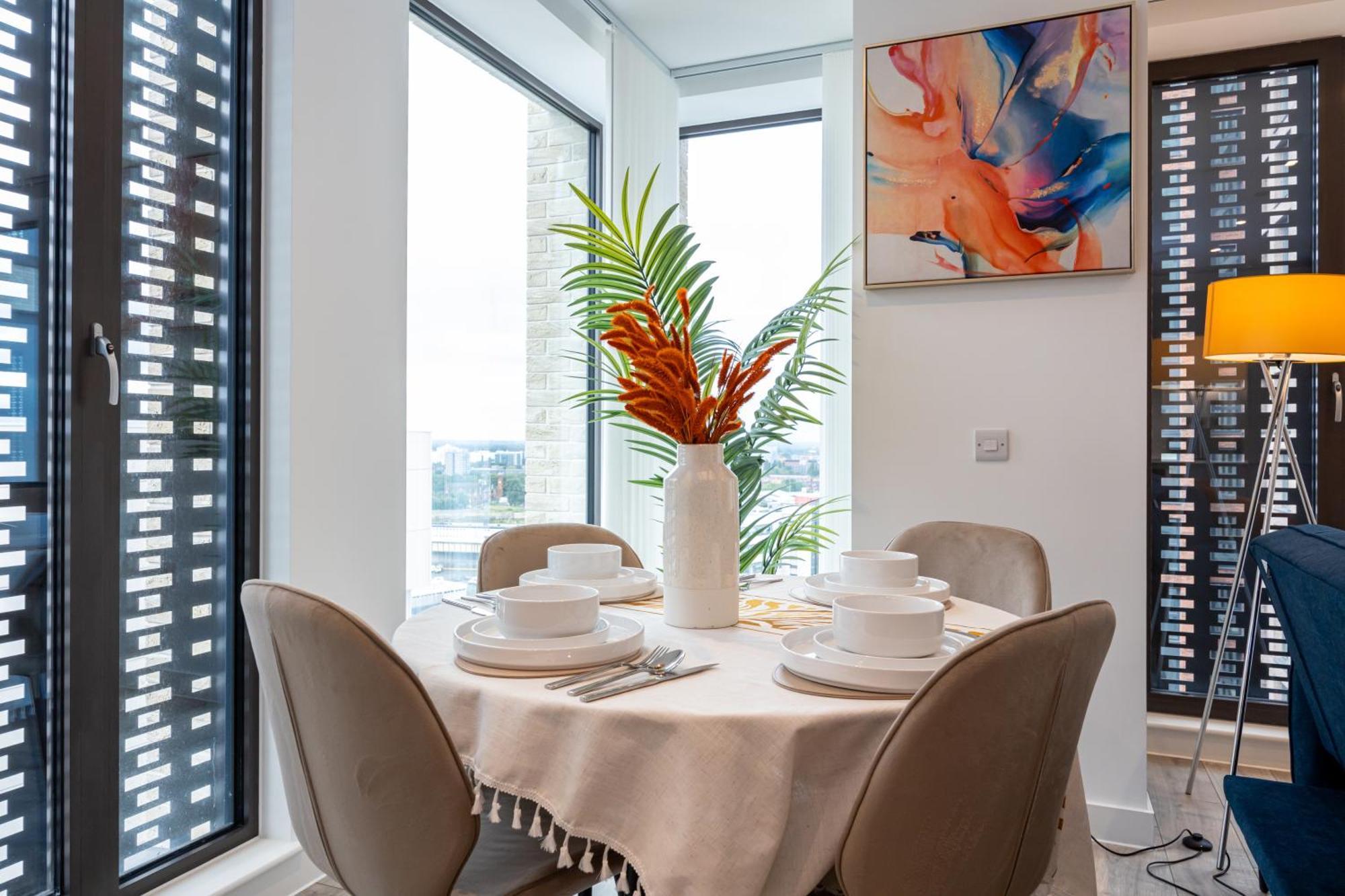 Pet Friendly 2Br Near Station By Asquare Letting Daire Manchester Dış mekan fotoğraf
